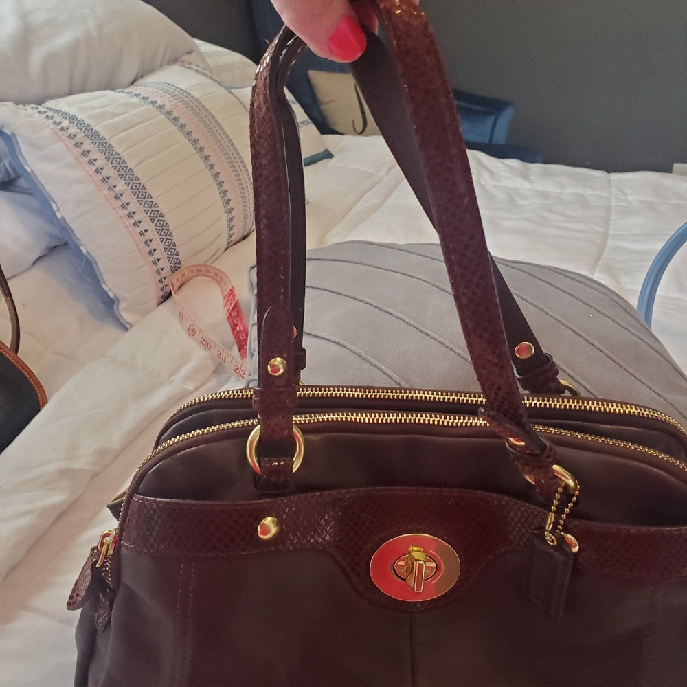 Coach handbag - Picture 6 of 16